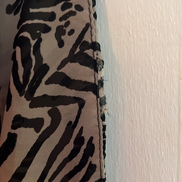 Buddy Love Zebra long-sleeved sheer tunic blouse - Picture 3 of 5